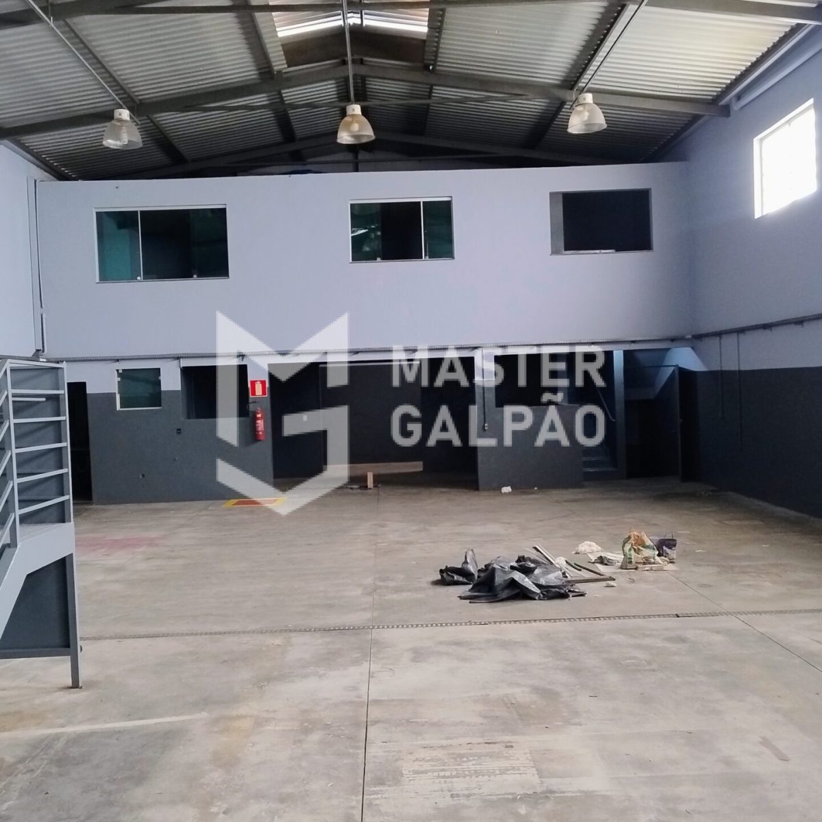 Galpão 420m² com Energia Solar – Betim