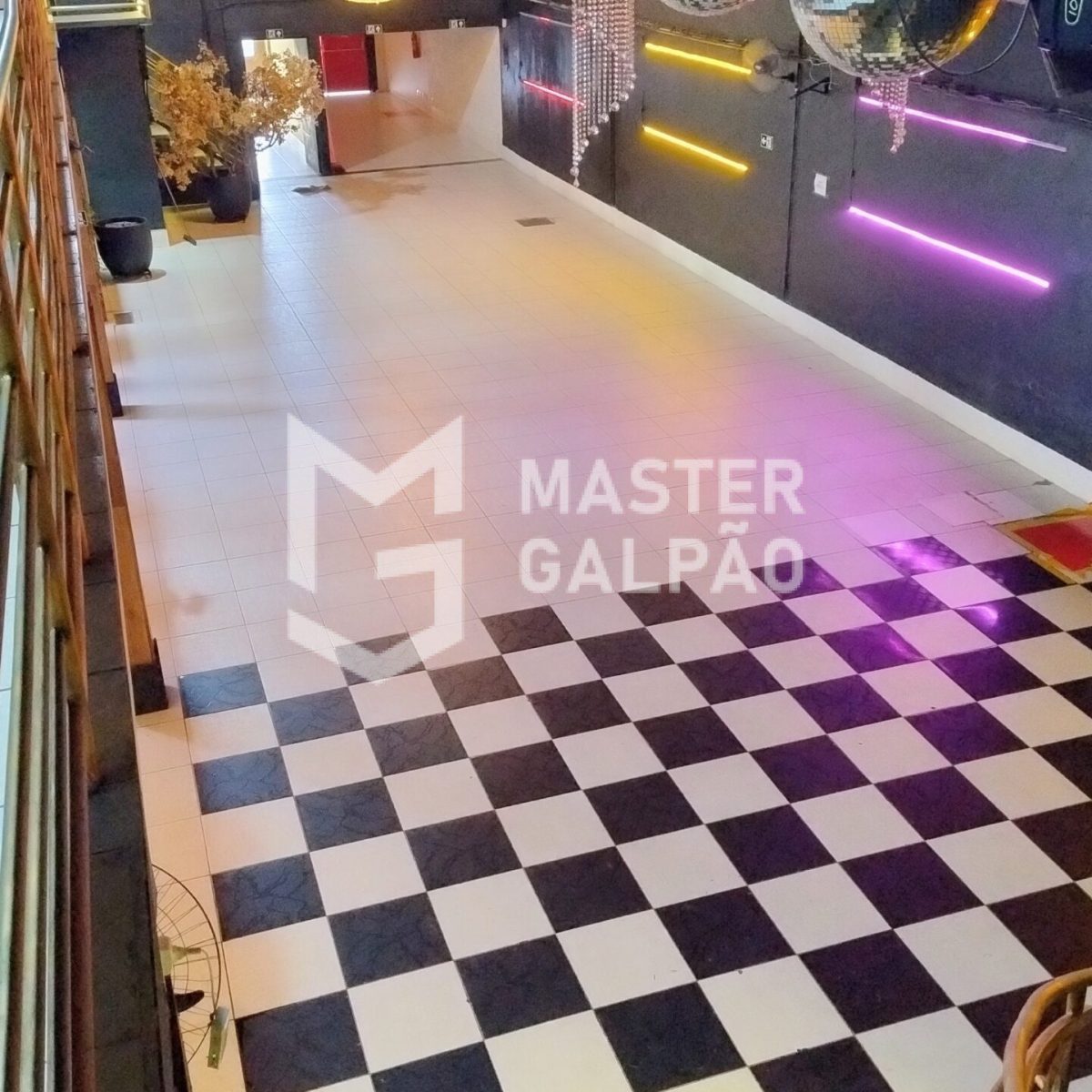 Galpão Comercial com Mezanino – BH