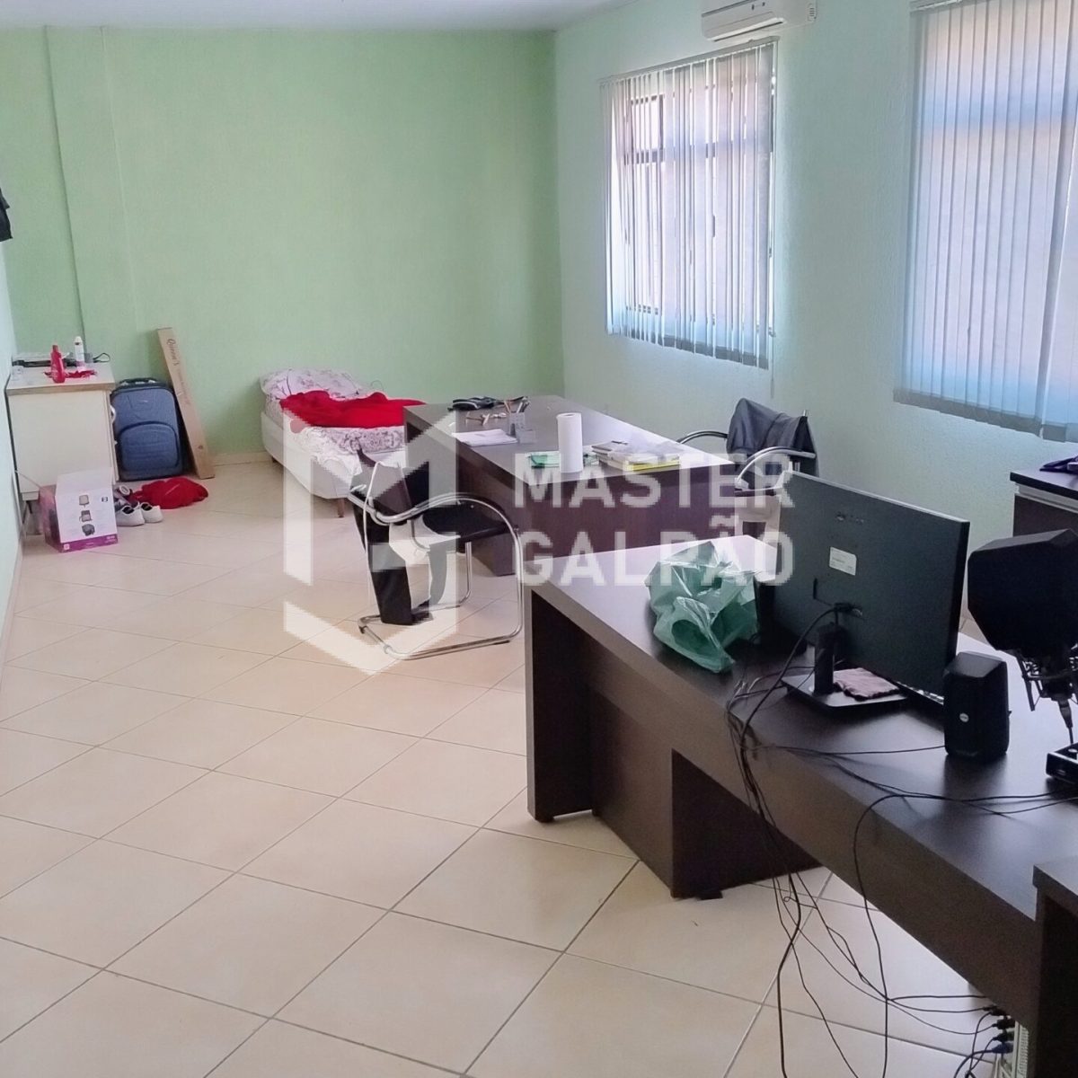 Locação e Venda Galpão 400m² em Novo Progresso – Contagem