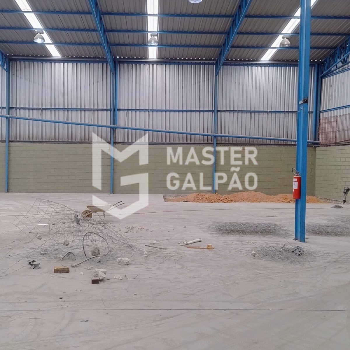 Galpão com Docas e Escritório – CEASA