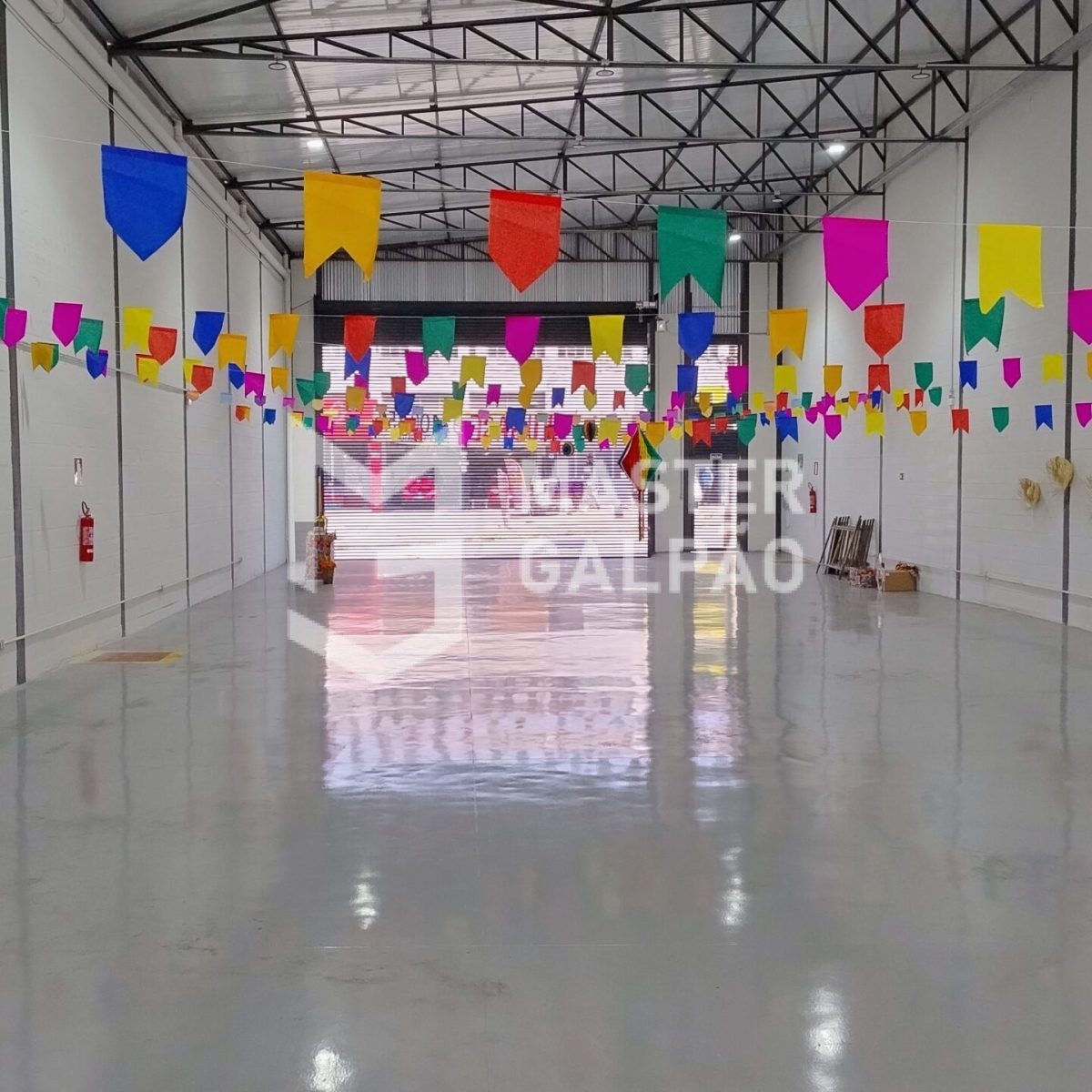 Galpão com Acesso Duplo – Jardim Industrial
