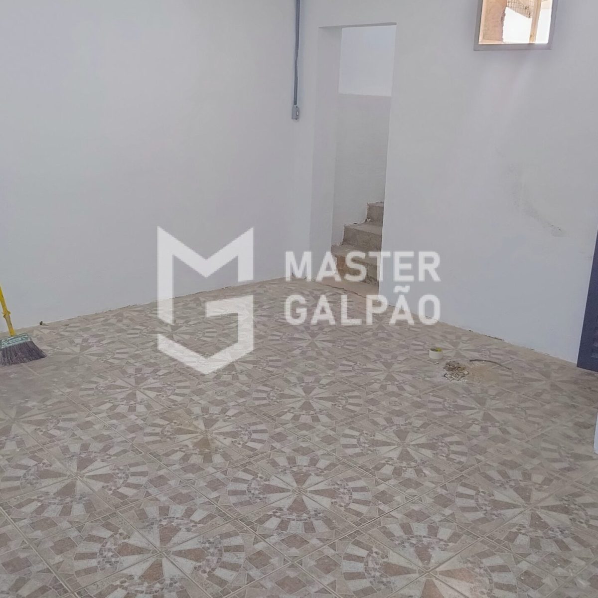 Galpão de 700m² | BR‑040 – Ribeirão das Neves/MG