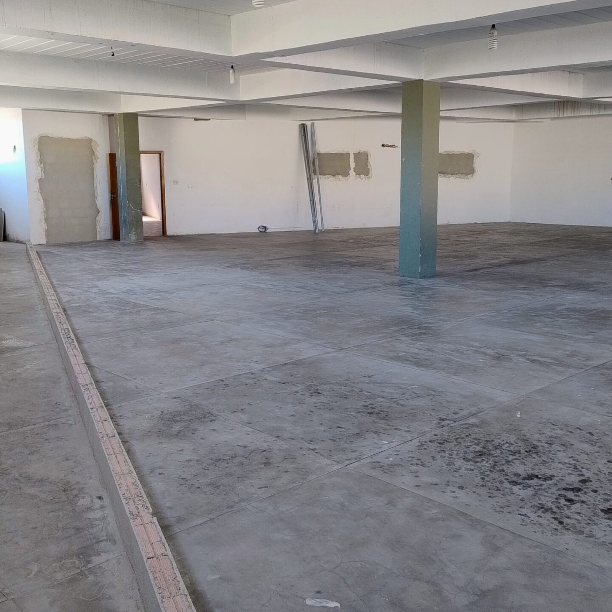 Prédio Comercial 3 Andares | Ressaca – Contagem/MG