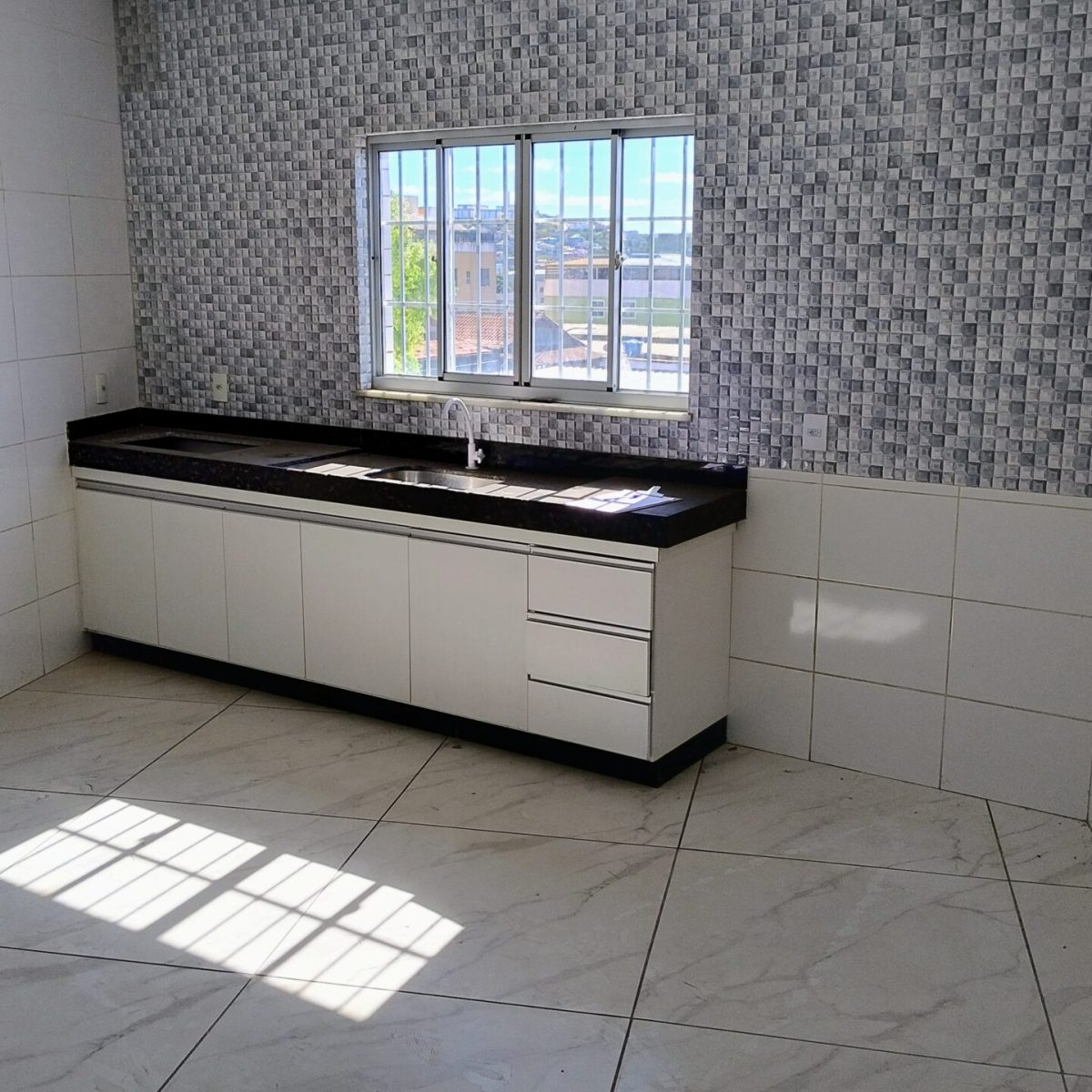 Prédio Comercial 3 Andares | Ressaca – Contagem/MG