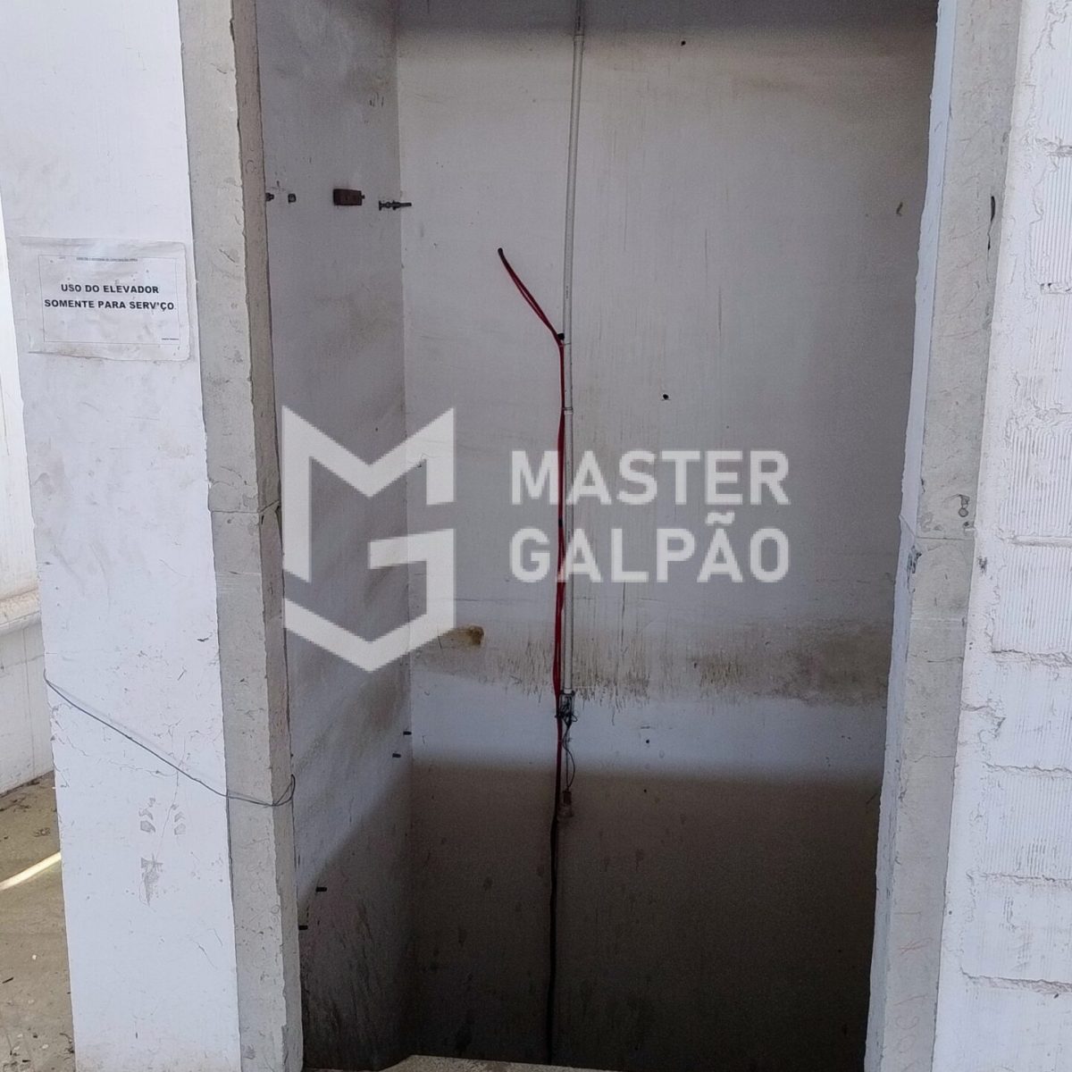 Prédio Comercial 3 Andares | Ressaca – Contagem/MG