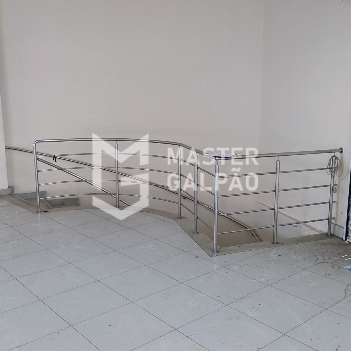 Prédio Comercial 3 Andares | Ressaca – Contagem/MG