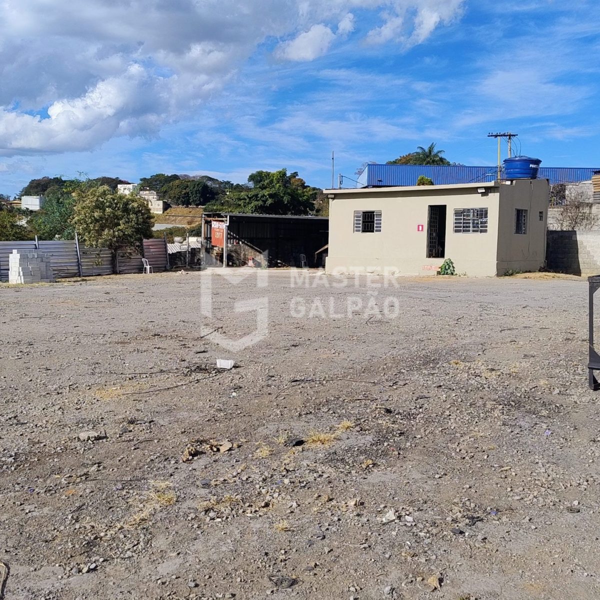Área para venda ou locação em BH
