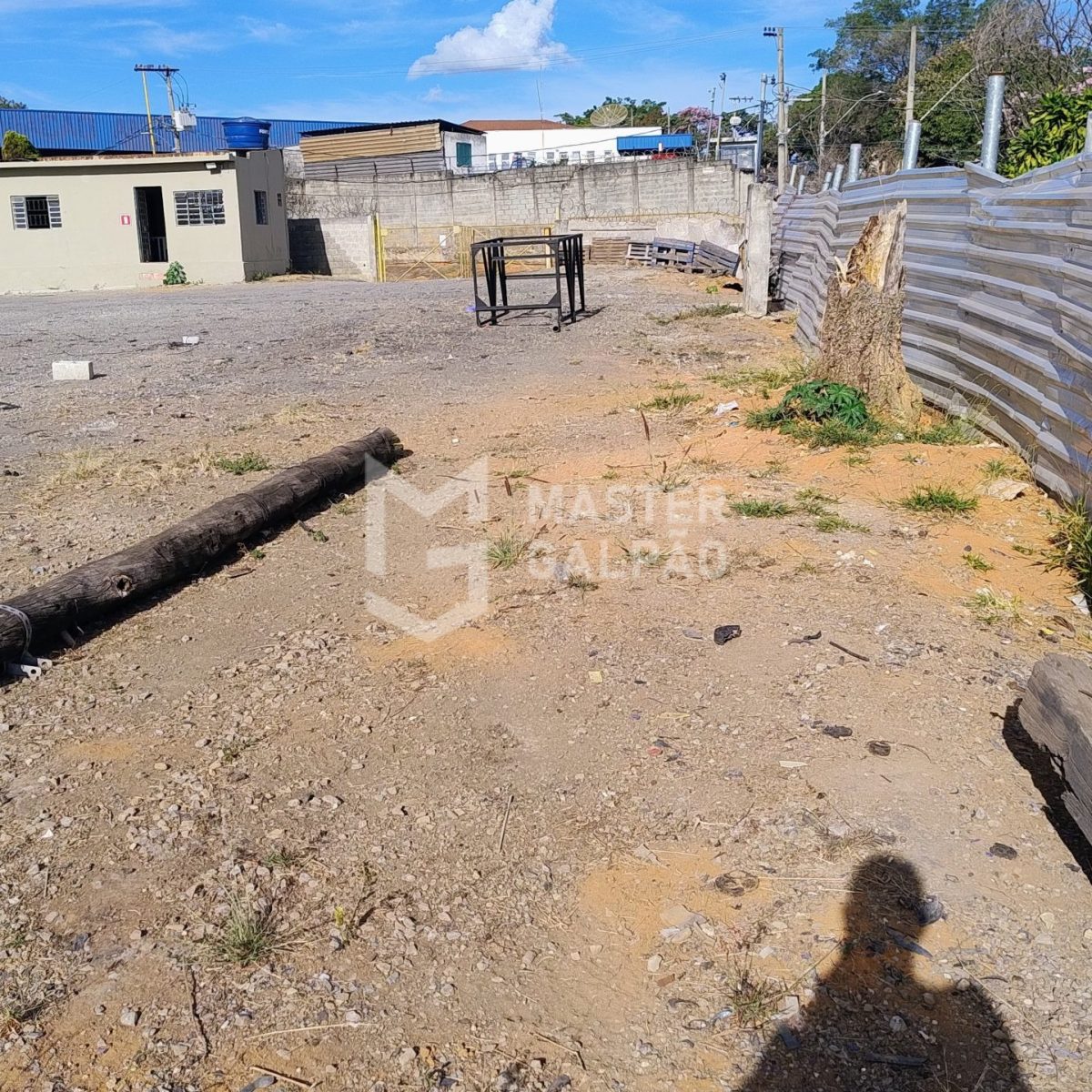 Área para venda ou locação em BH