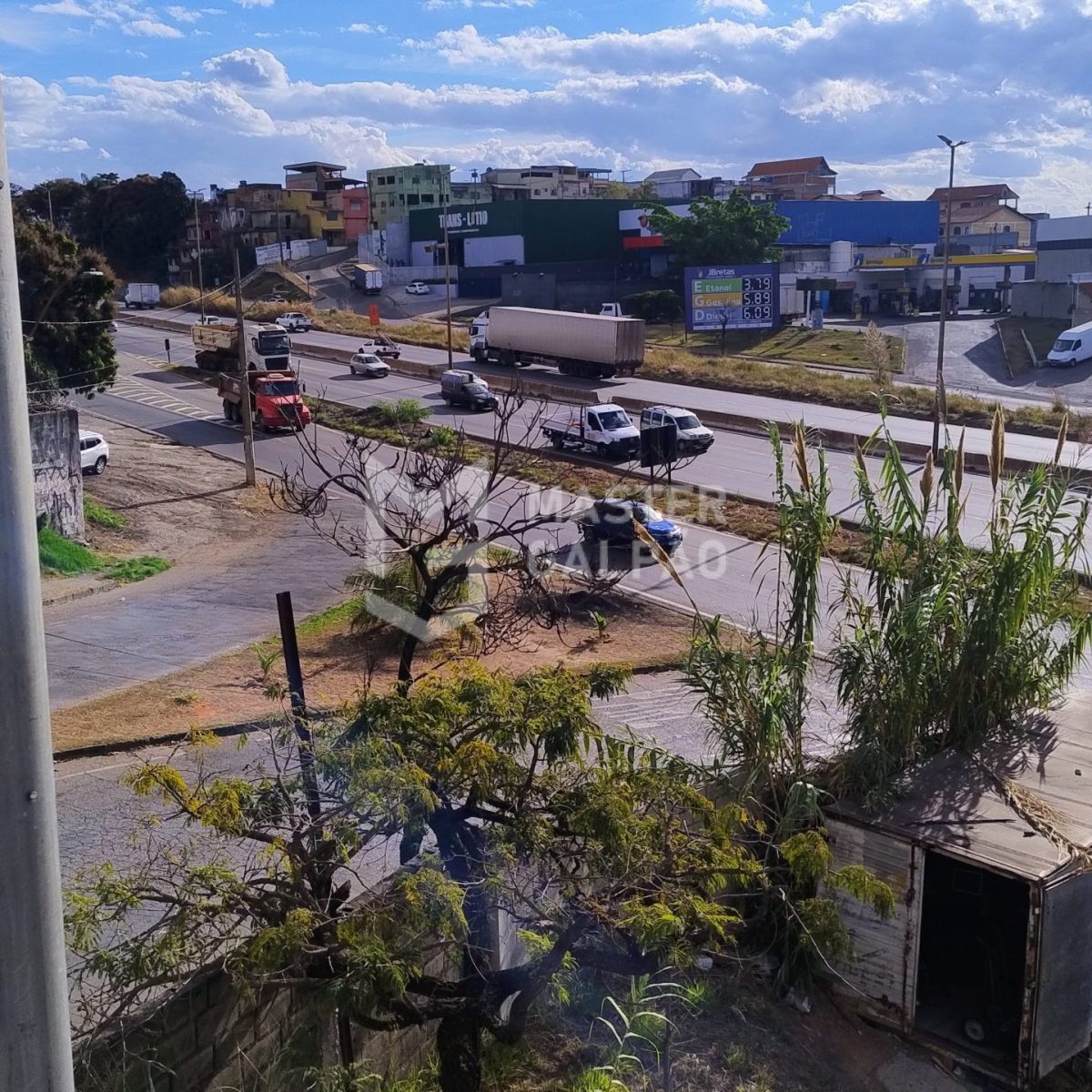 Área para venda ou locação em BH