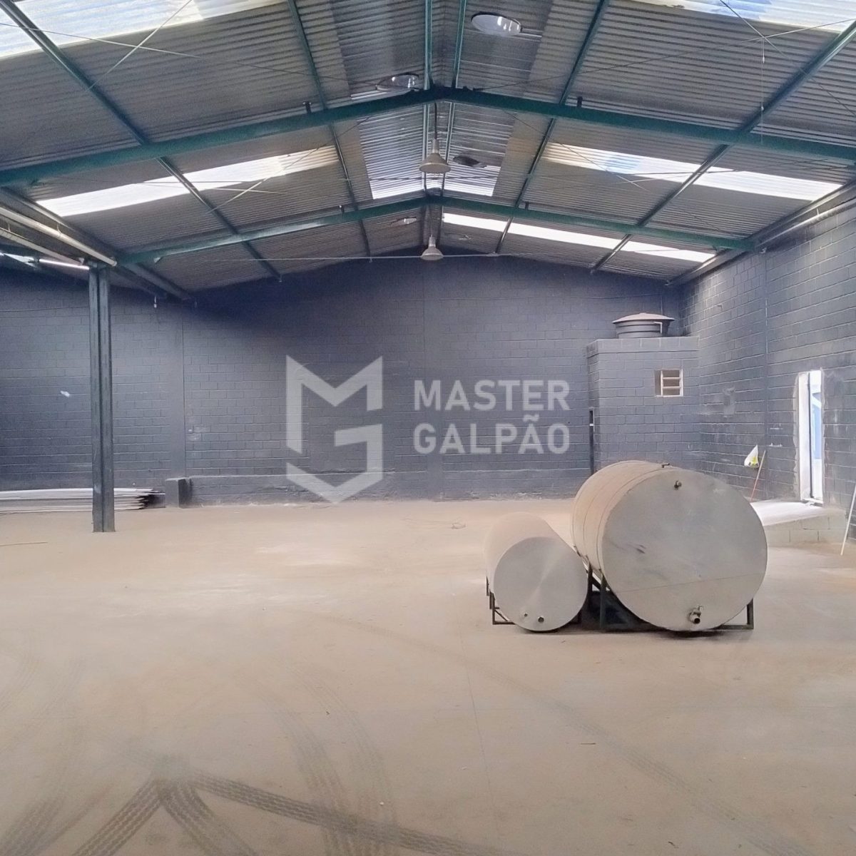 Galpão de 600m² em Contagem