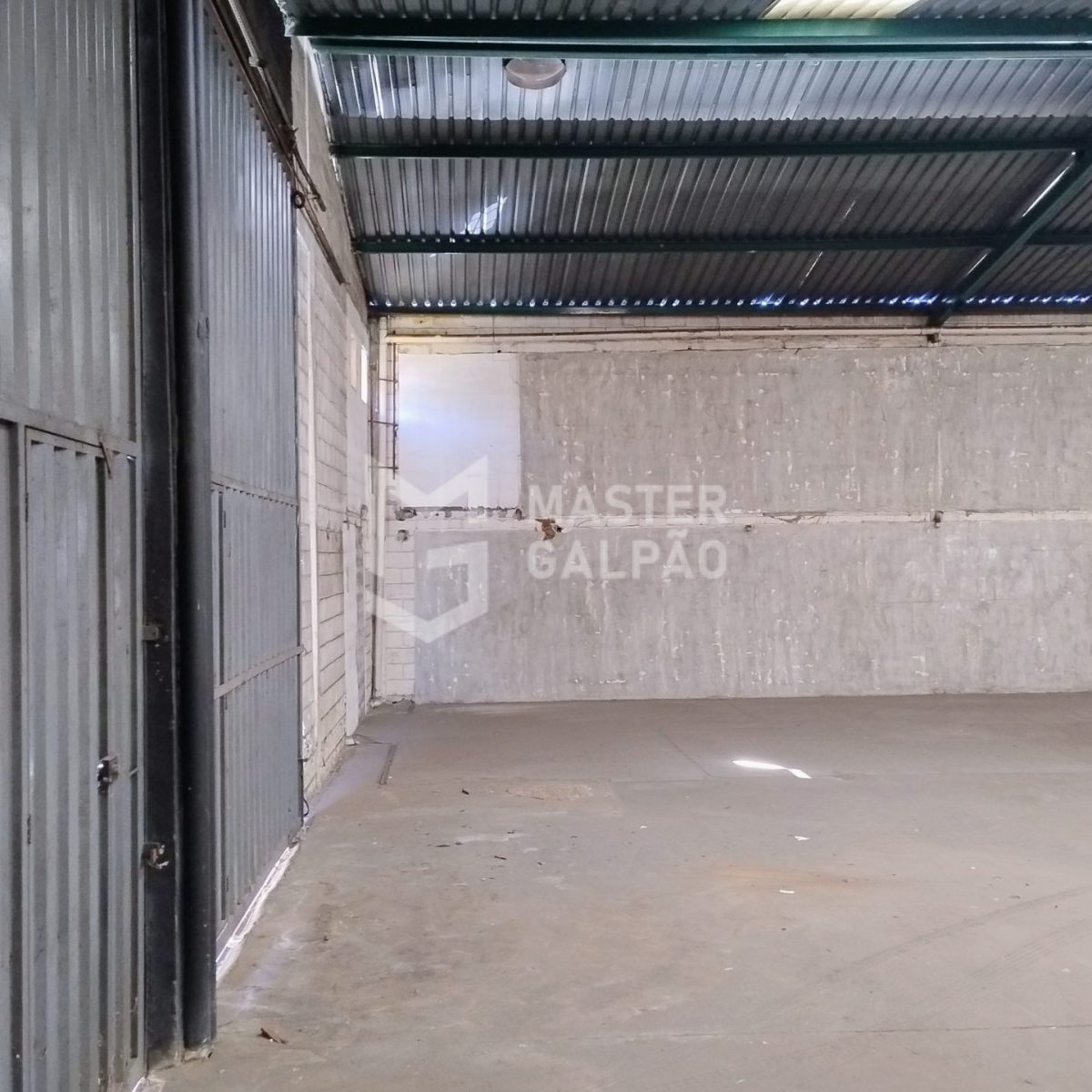 Galpão de 600m² em Contagem