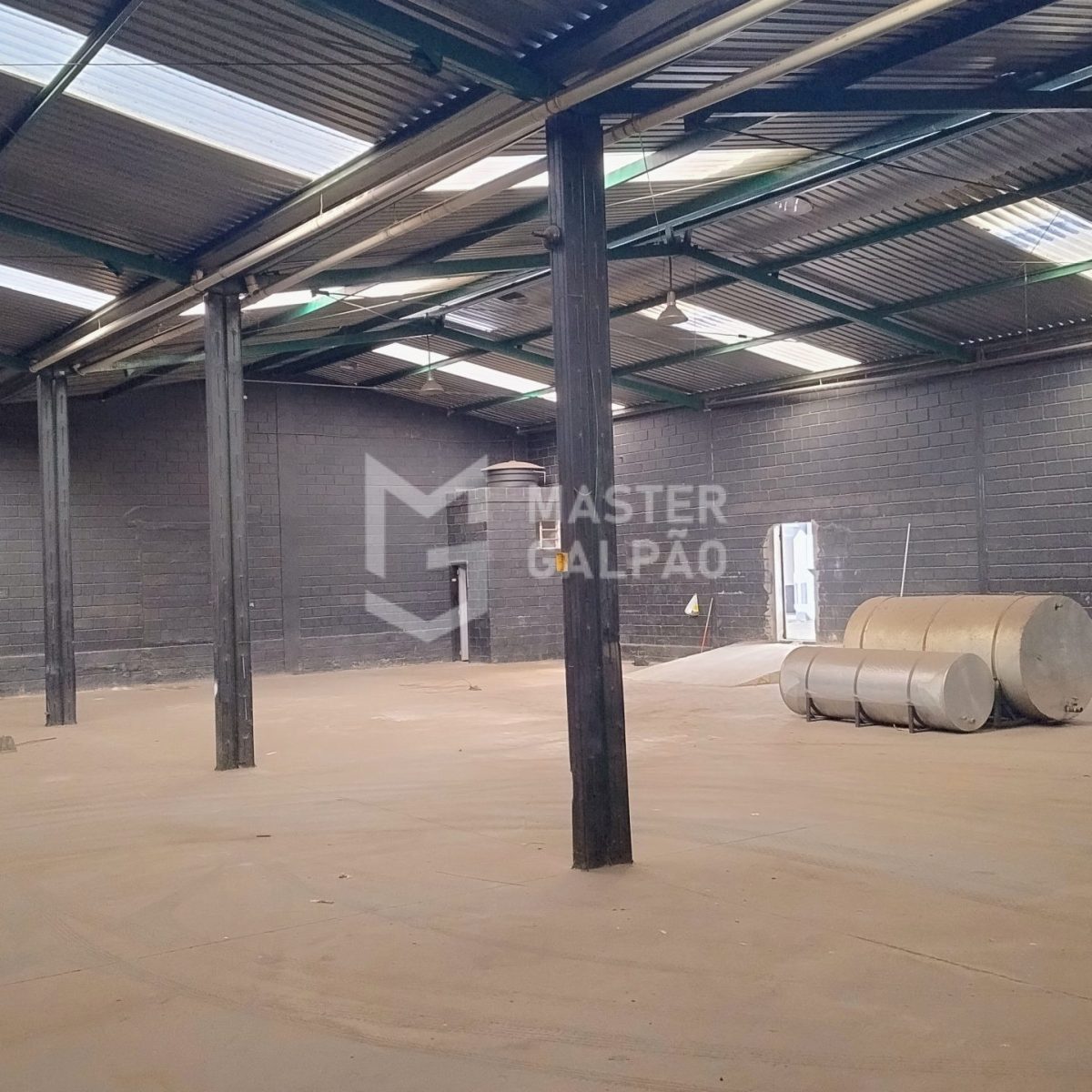 Galpão de 600m² em Contagem