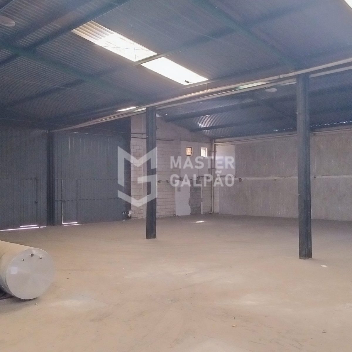 Galpão de 600m² em Contagem