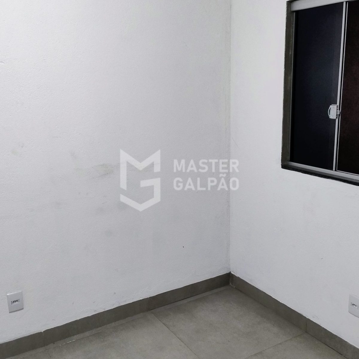 Galpão de 270m² em Betim