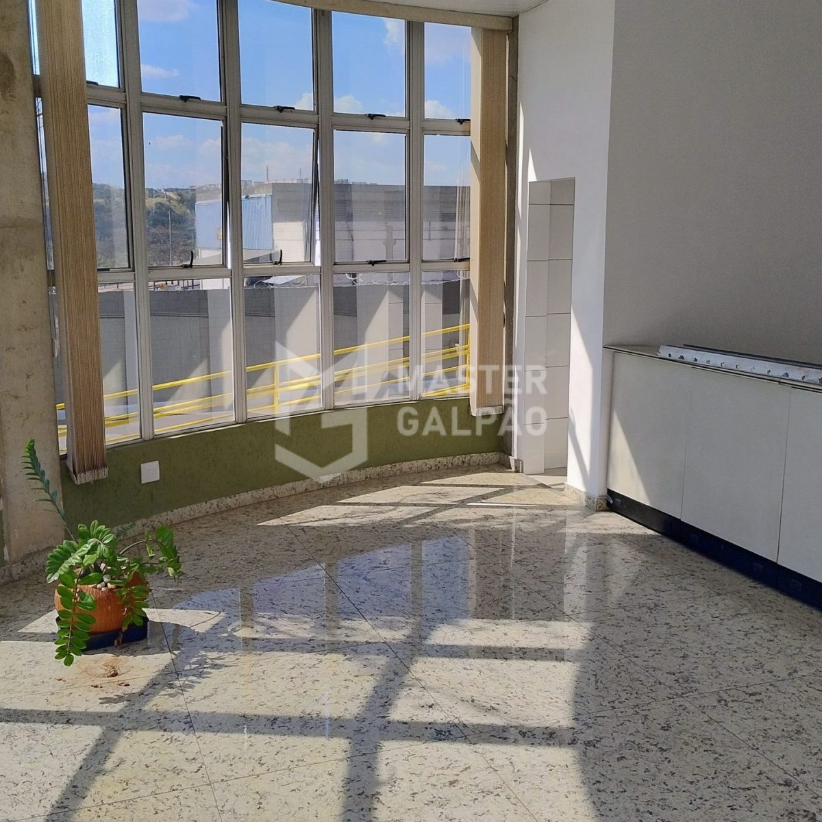 Galpão de 7.488m² em Contagem