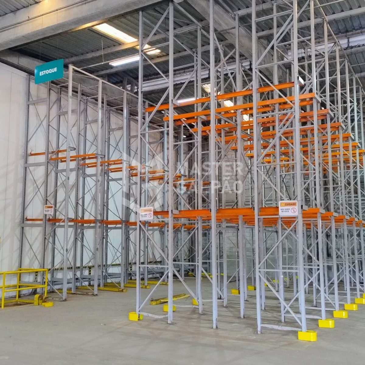 Galpão de 7.488m² em Contagem