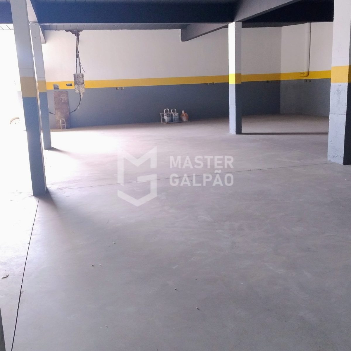 Galpão de 690m² em Contagem