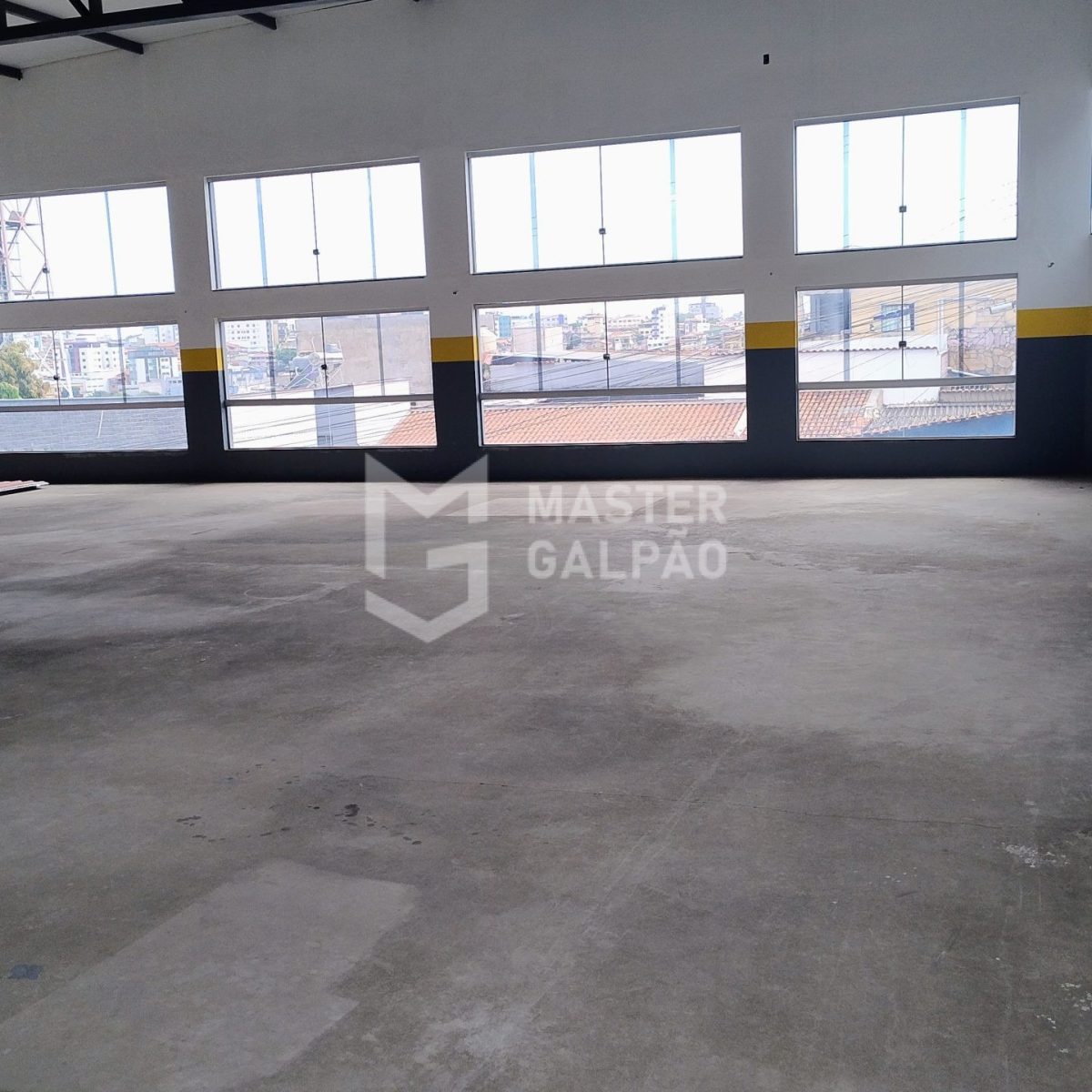 Galpão de 690m² em Contagem
