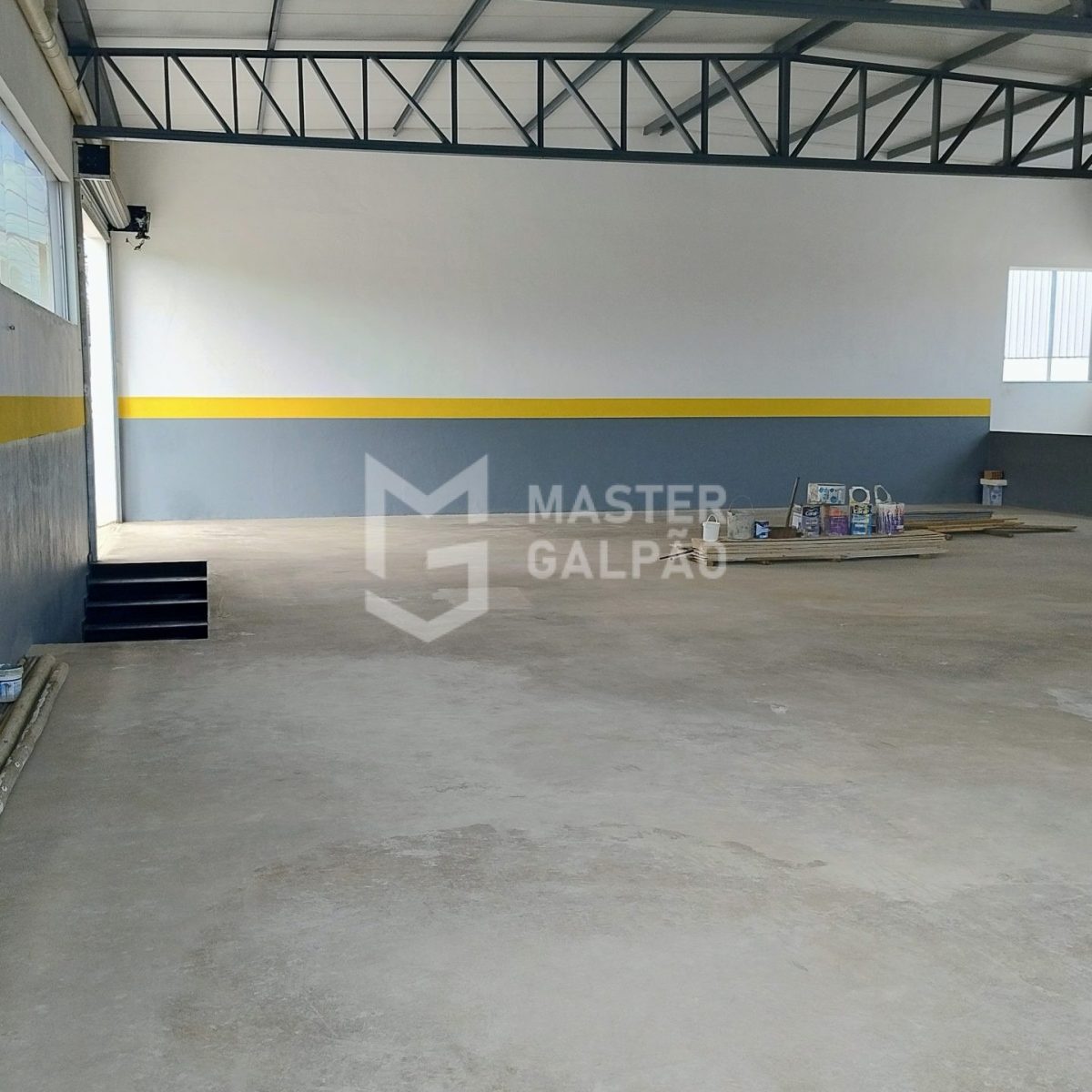 Galpão de 690m² em Contagem
