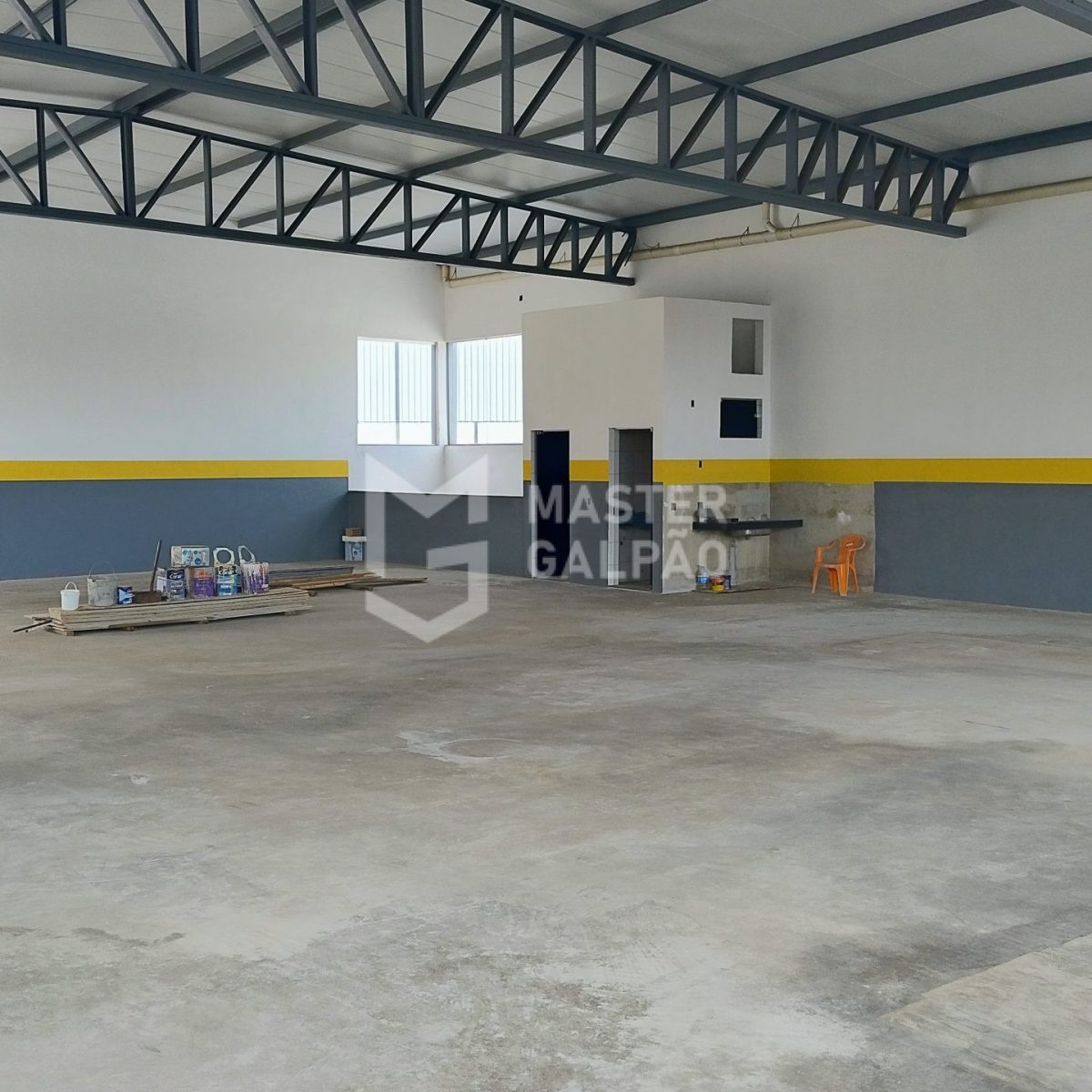 Galpão de 690m² em Contagem