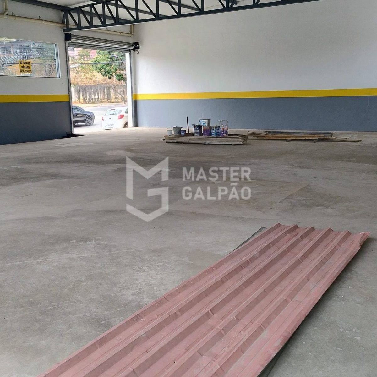 Galpão de 690m² em Contagem