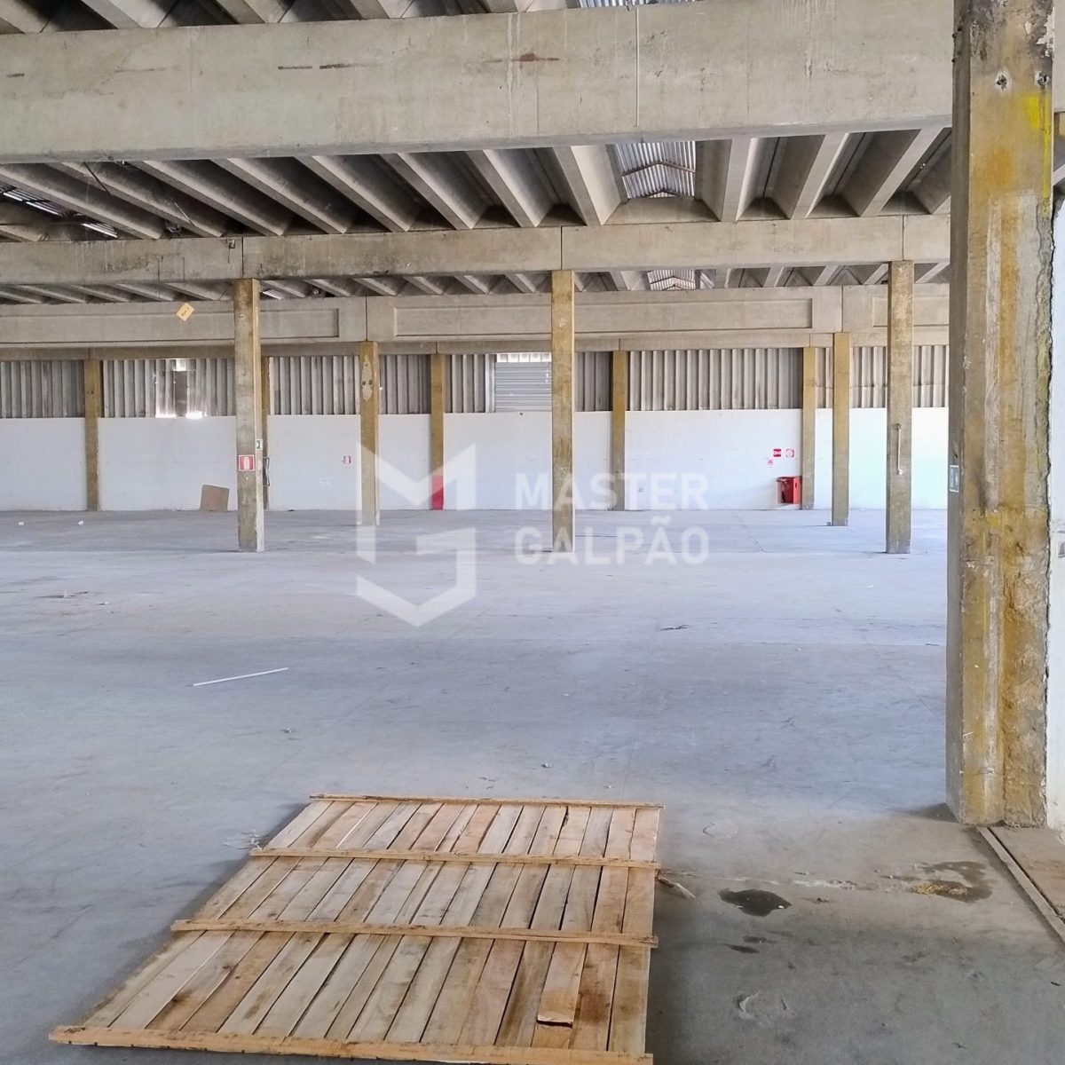 Galpão 5.400 m² | São Francisco – Belo Horizonte/MG