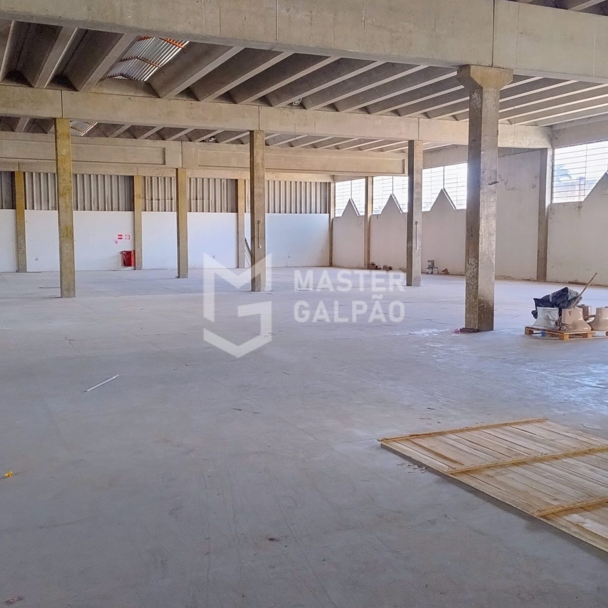 Galpão 5.400 m² | São Francisco – Belo Horizonte/MG