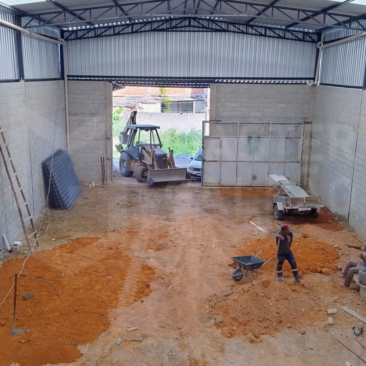 Galpão para Locação em Betim | 310 m² com Mezanino