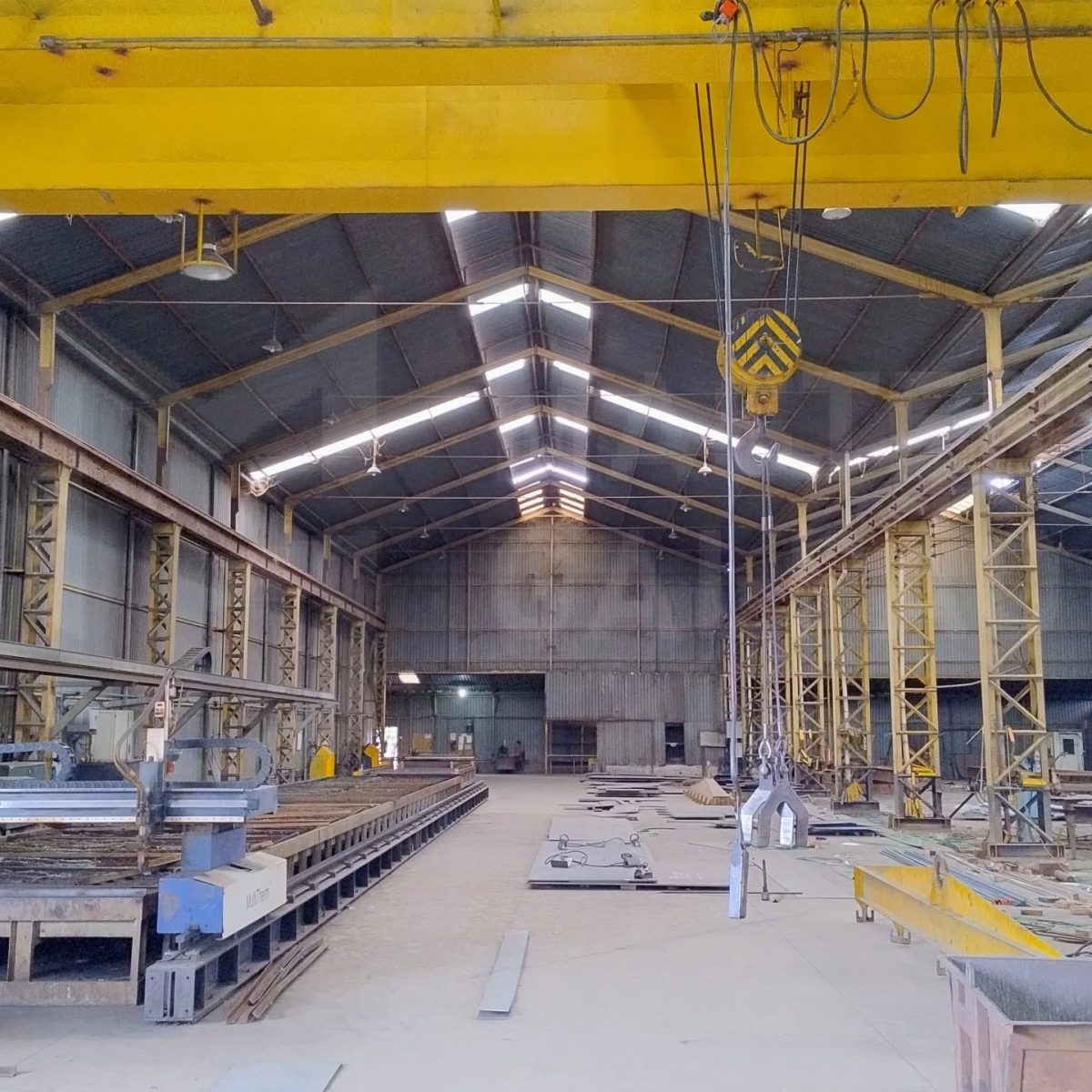Área Industrial e Galpão à Venda Cinco - Contagem