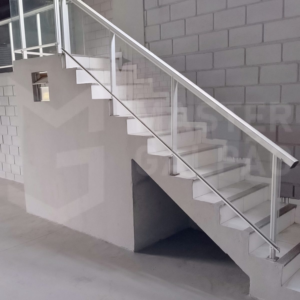 Galpão 170 m² para Locação no Petrolândia Contagem | Master Galpão