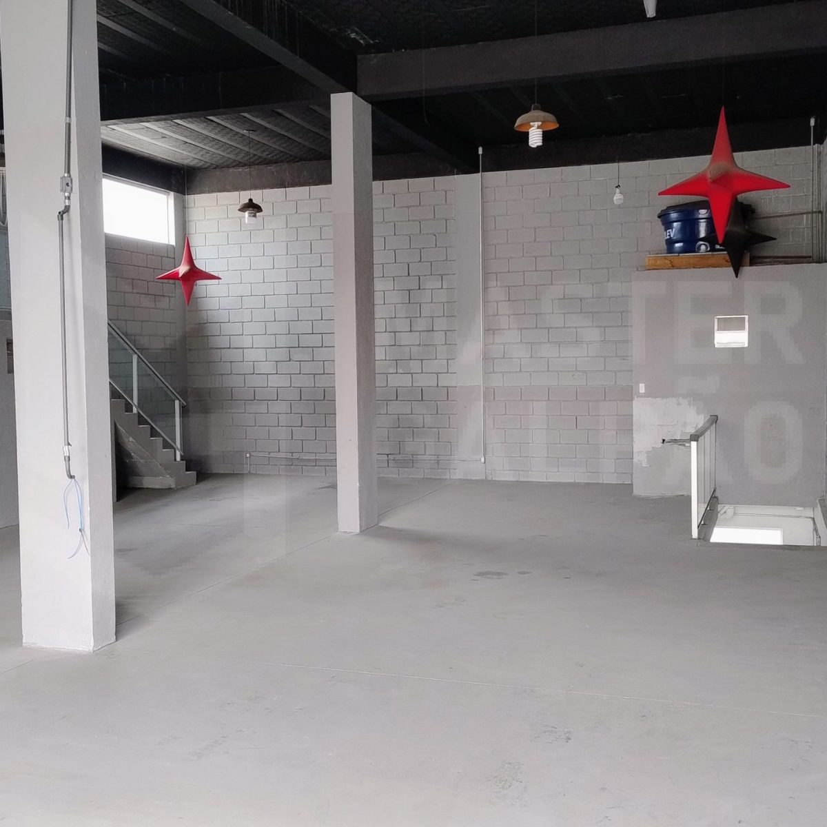 Galpão 170 m² para Locação no Petrolândia Contagem | Master Galpão