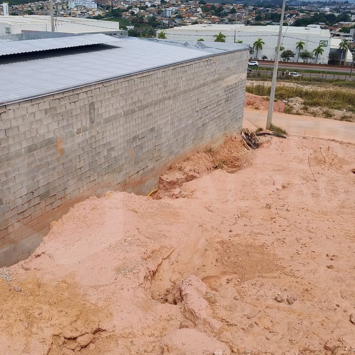 Lote à Venda em Betim | 364,66 m² no Estreito
