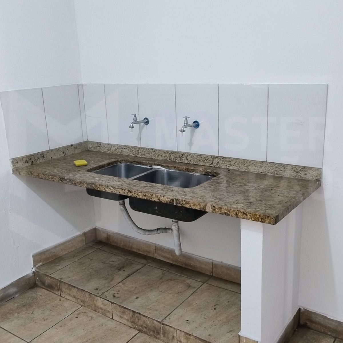 Galpão para Locação em Betim | 450 m² no Alterosa