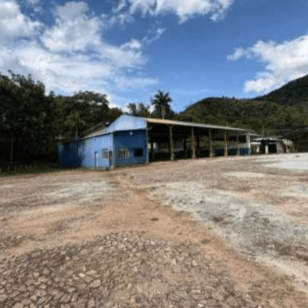 Área com galpões e infraestrutura | Ouro Preto/MG