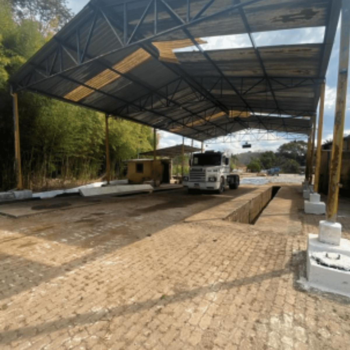 Área com galpões e infraestrutura | Ouro Preto/MG