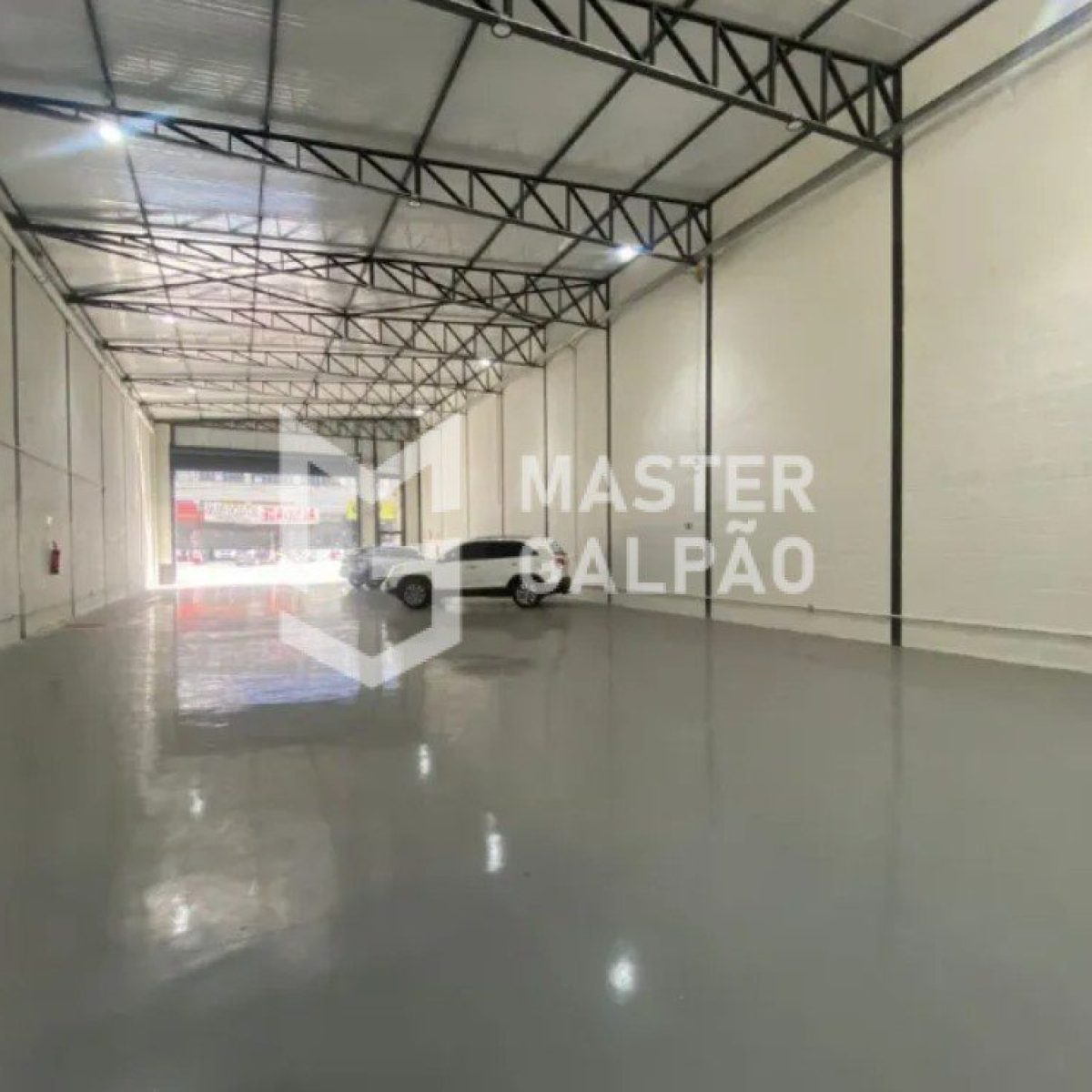 Galpão com Acesso Duplo – Jardim Industrial