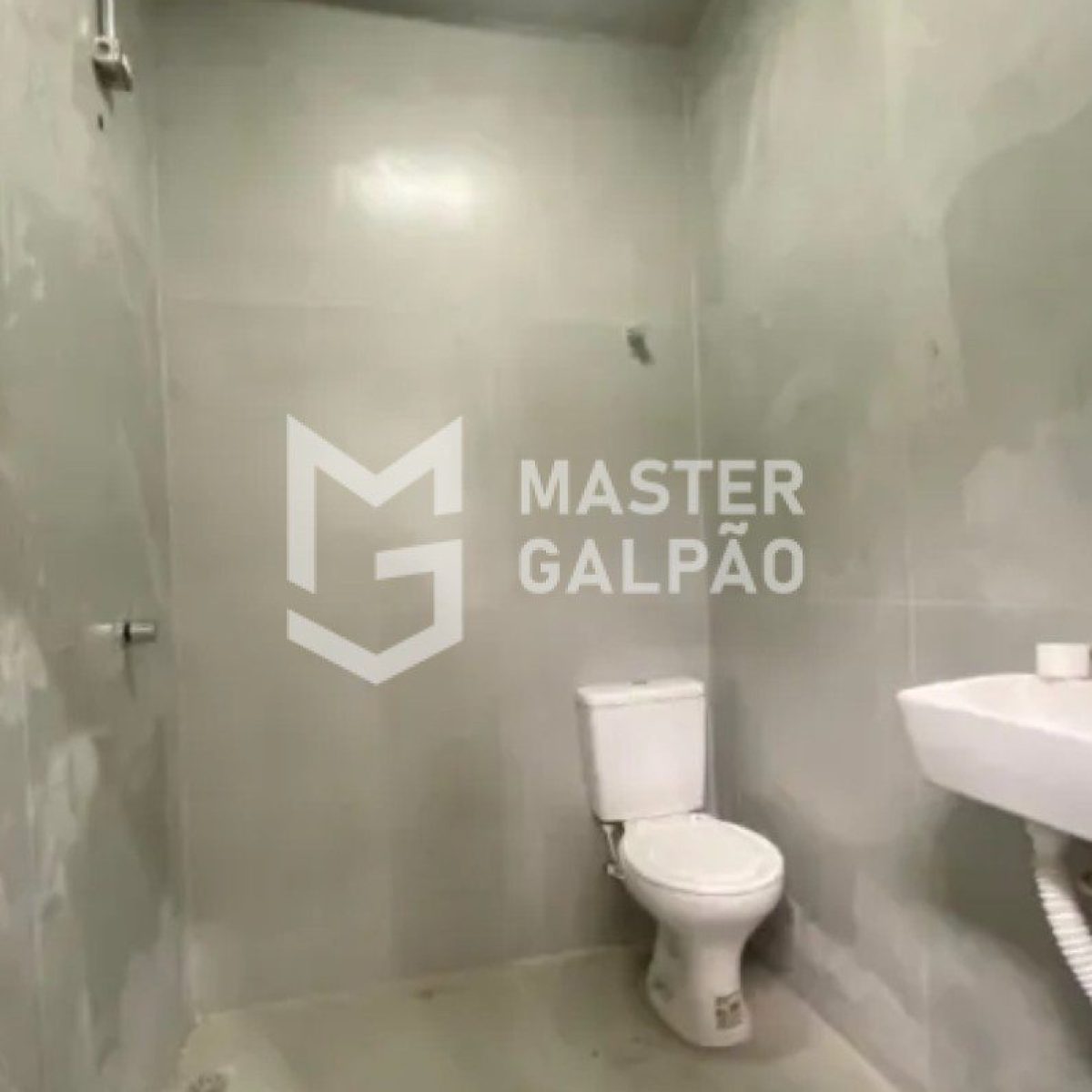 Galpão com Acesso Duplo – Jardim Industrial