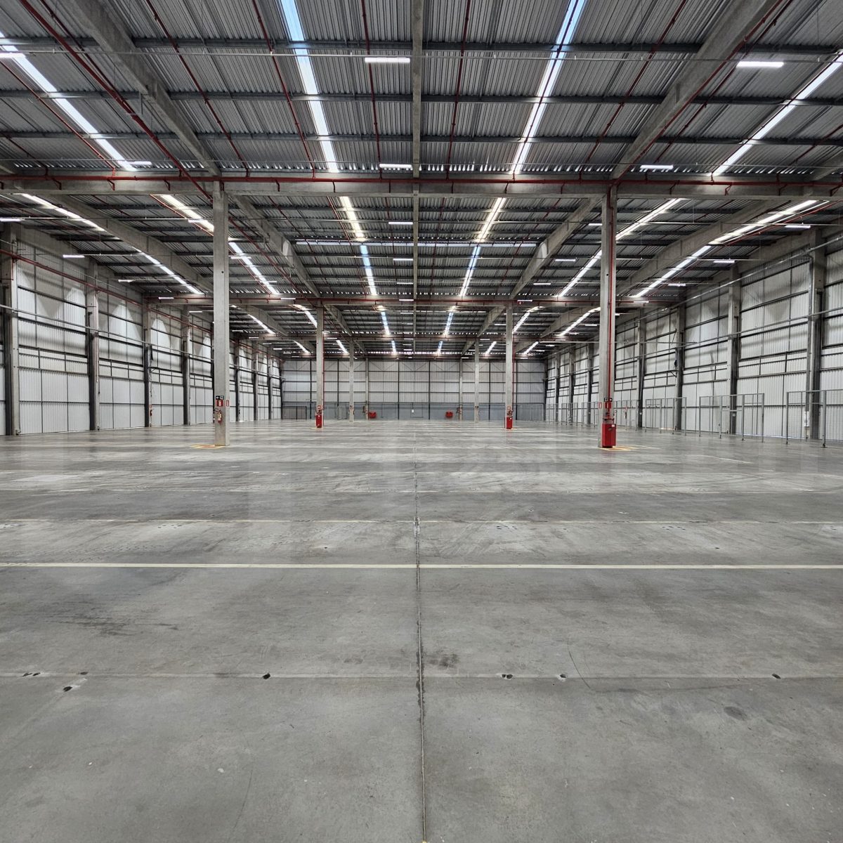 Galpão Logístico para Locação em Contagem | 6.404 m²