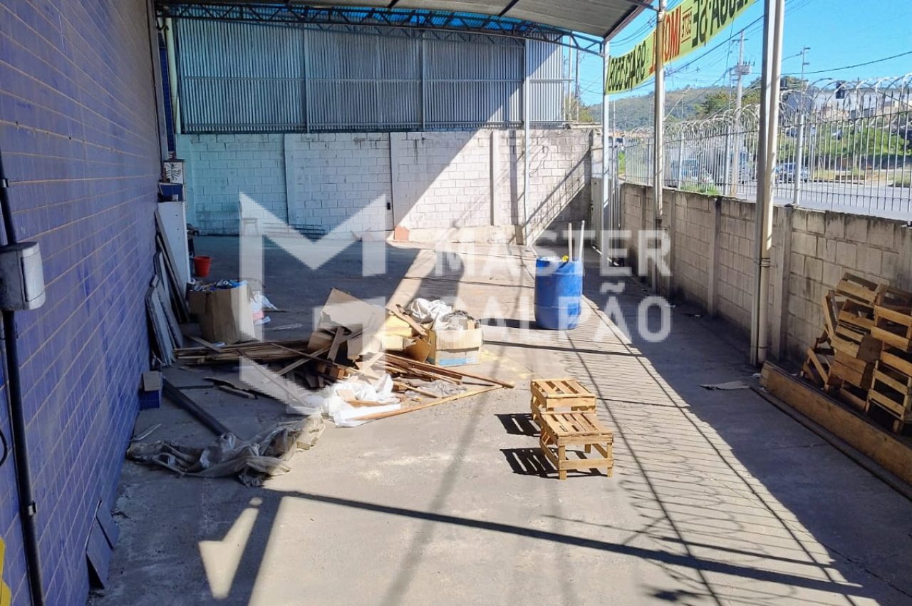 - Galpão de 930m² para Locação em Contagem – Excelente Localização Industrial
