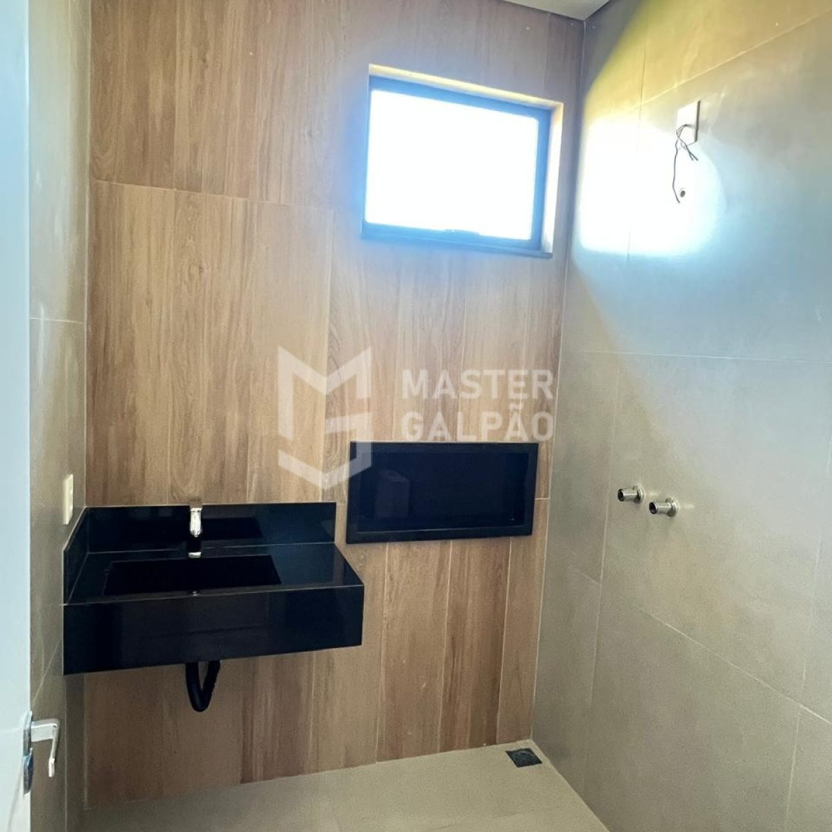 Casa com 4 suítes e lazer completo