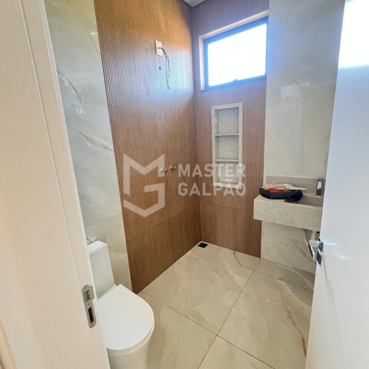 Casa com 4 suítes e lazer completo