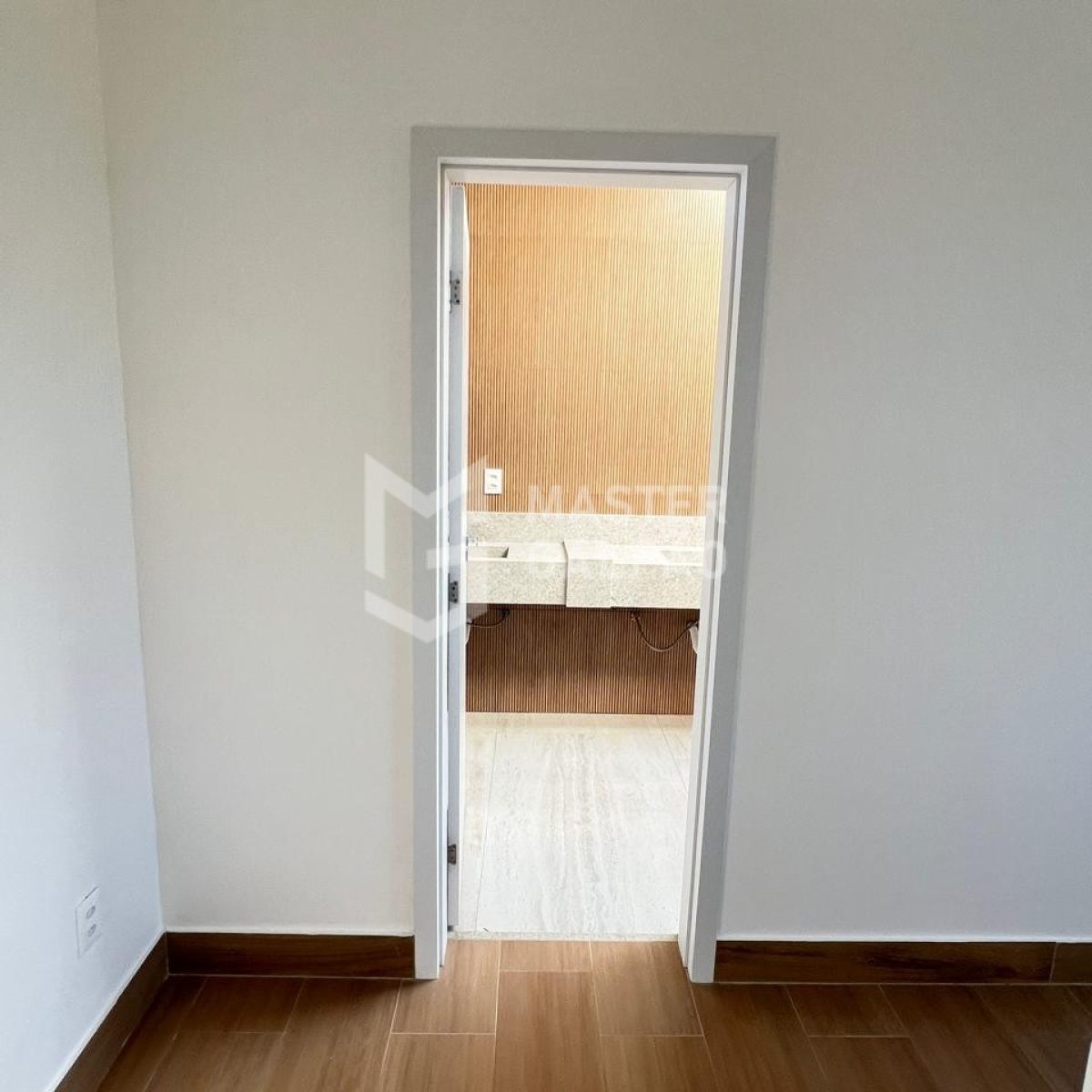 Casa com 4 suítes e lazer completo