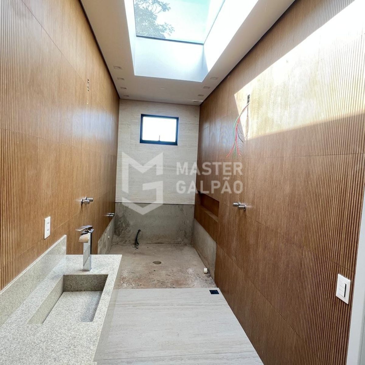 Casa com 4 suítes e lazer completo