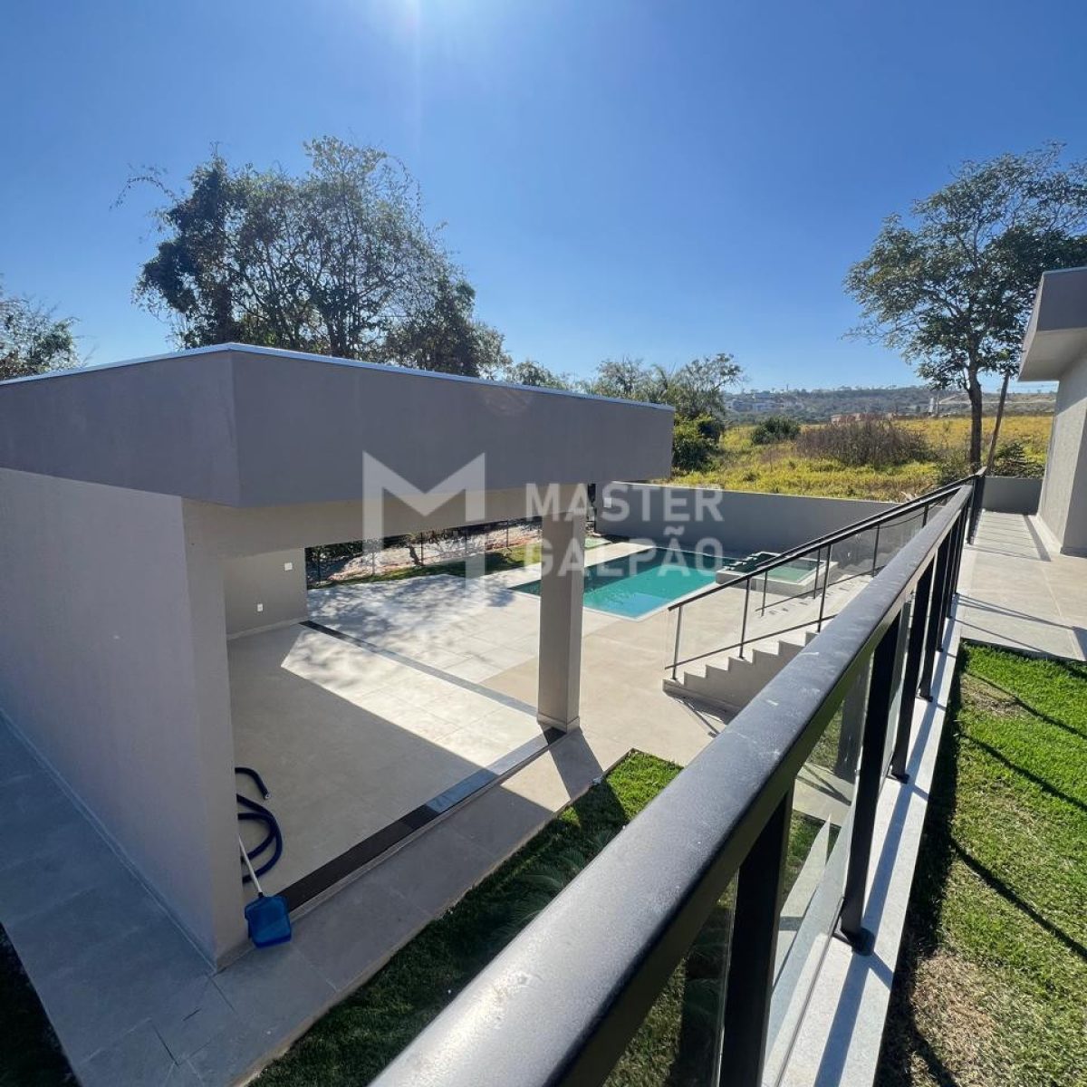Casa com 4 suítes e lazer completo
