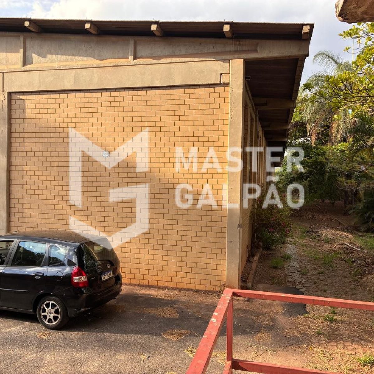 - Terreno Industrial com Galpão à Venda – 8.521m² em Belo Horizonte