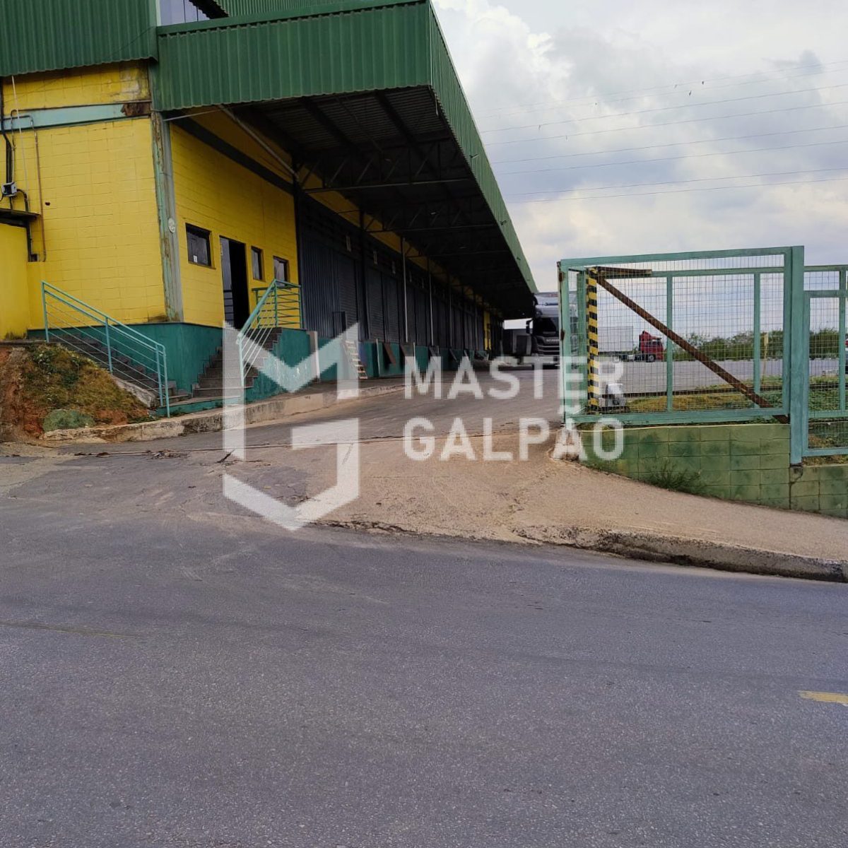 Galpão Bairro São Mateus, Contagem
