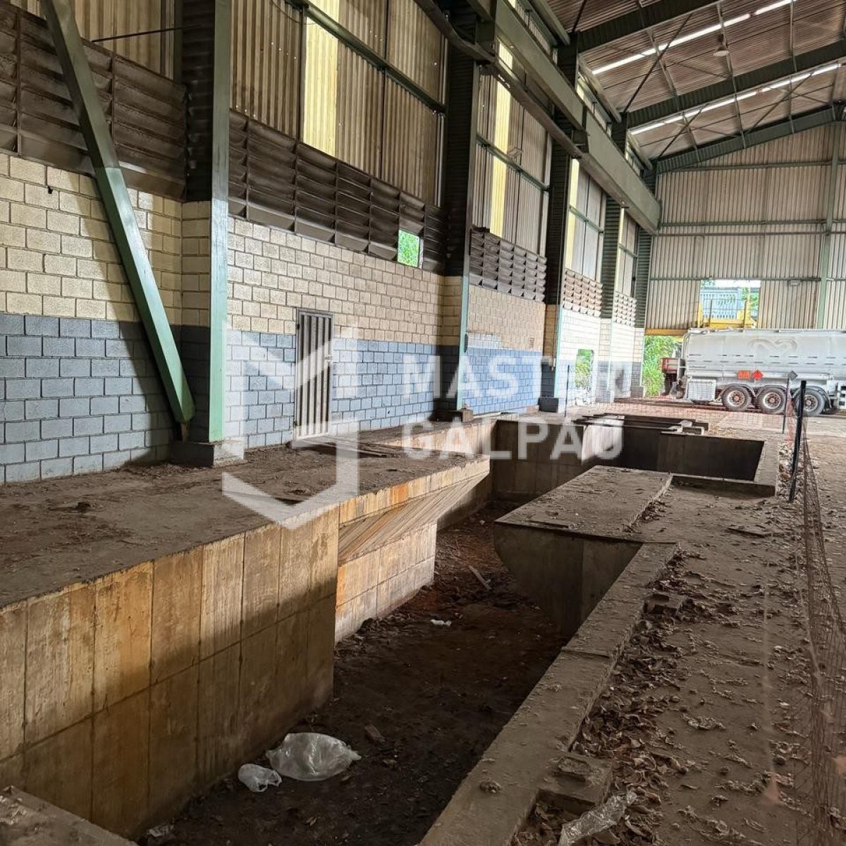 Galpão Industrial de 3.500m² com Pátio de 7.000m²