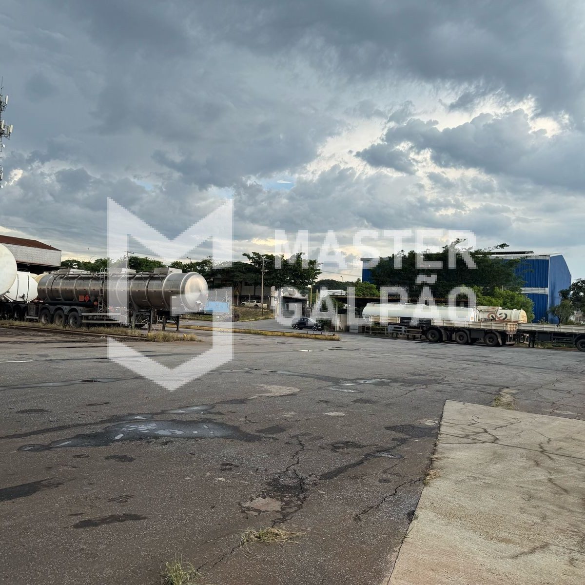 Galpão Industrial de 3.500m² com Pátio de 7.000m²