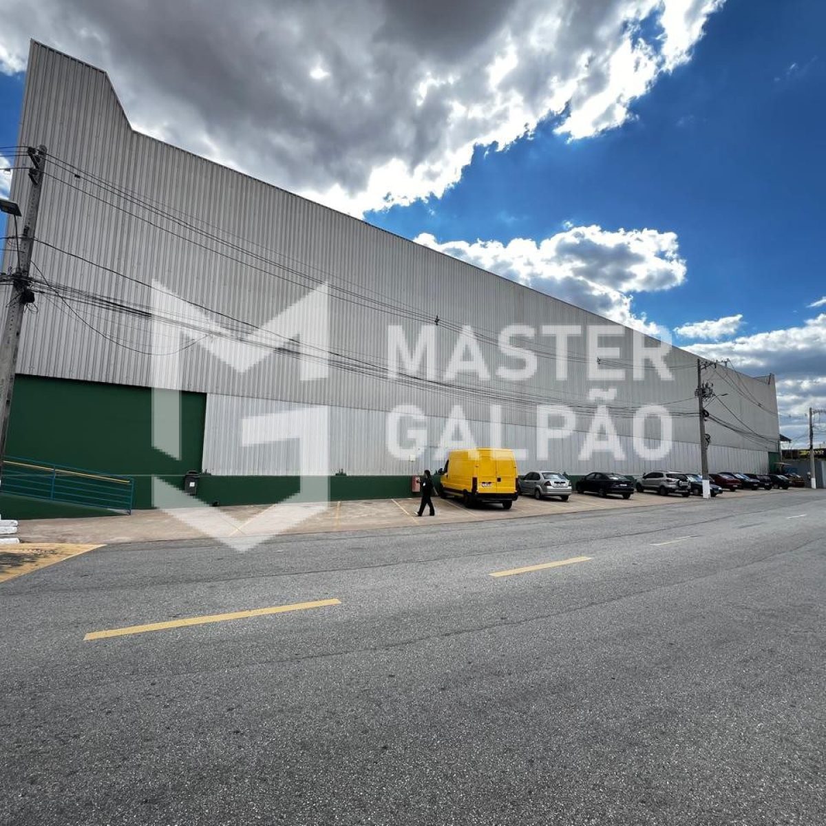 Galpão de 4.200m² para Locação – Condomínio Fechado