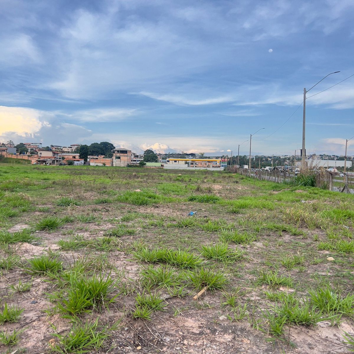 Terreno Industrial de 15.800m² à Venda